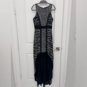 BCBGMaxAzria Black and White Sienna Sleeveless Dress size 2